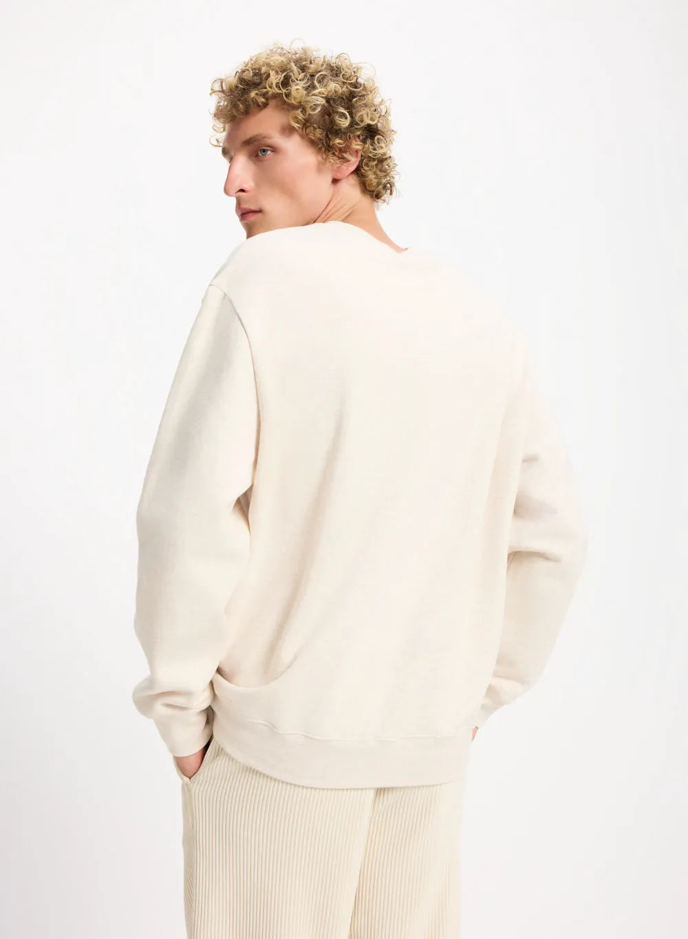 XS